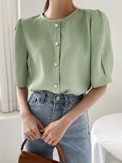 Blusa Feminina de Manga Curta com Botões e Gola Redonda, Moda, Solta e Confortável, Amarelo Claro