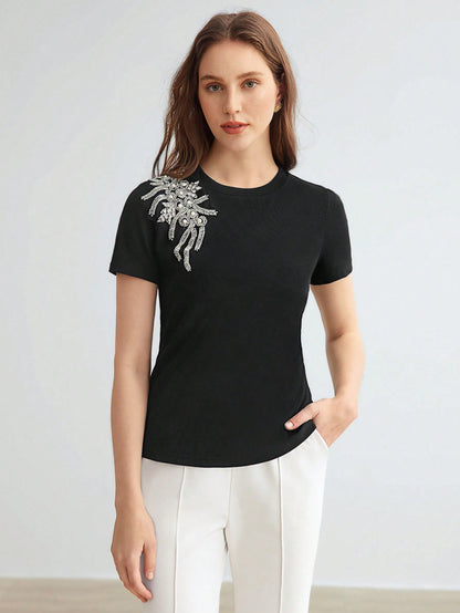 Camiseta Feminina Decorada Com Pérolas