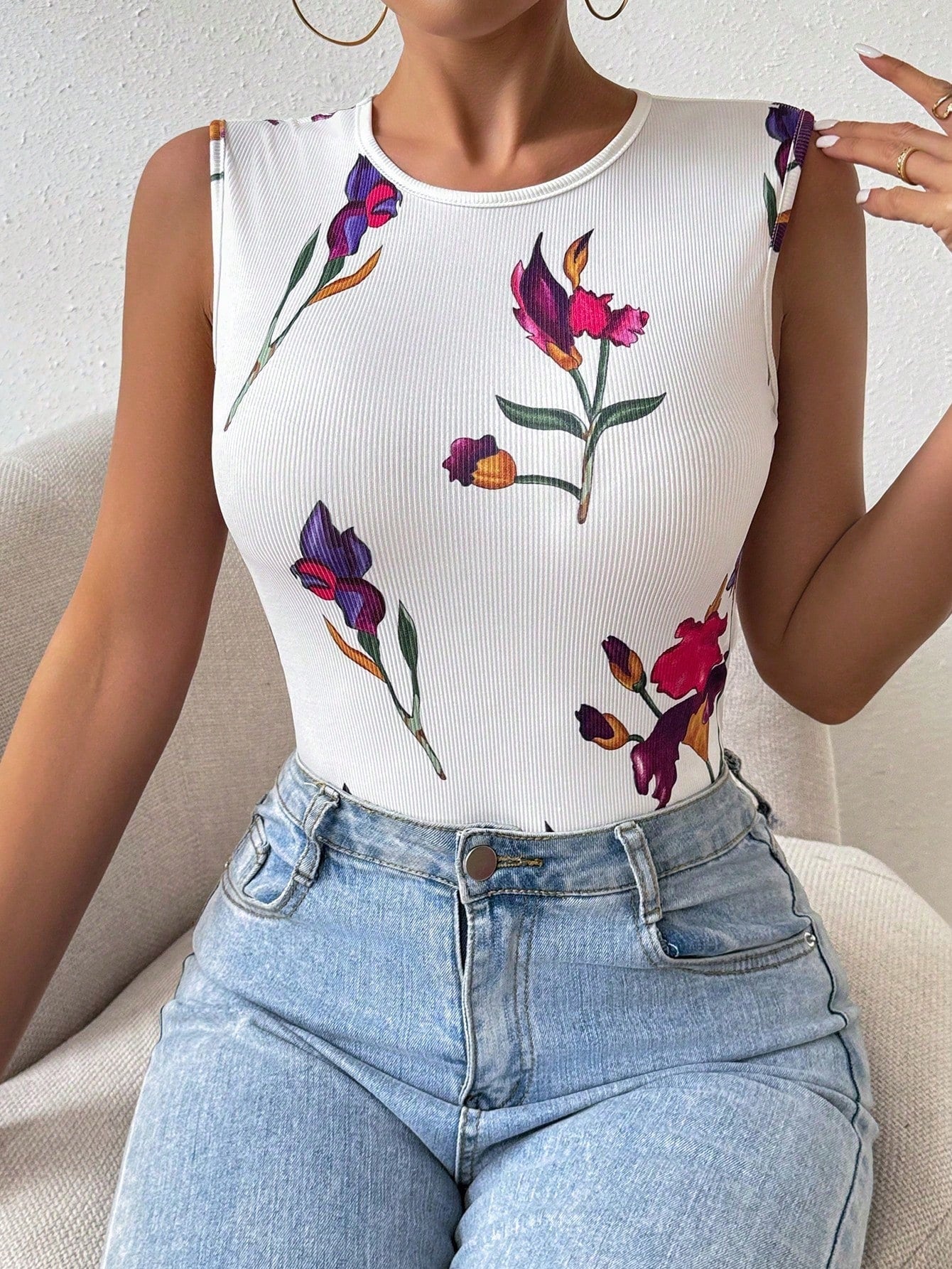 Camiseta Casual Diária Básica Feminina Com Gola Redonda E Estampa
