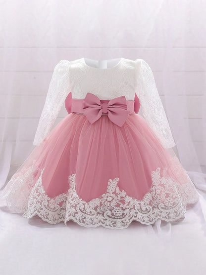 Vestido de Daminha de Honra Encantador com Decoração de Laço e Tule nas Costas, Adequado para Casamento, Festa, Evento de Aniversário