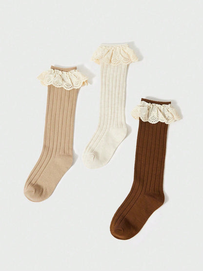 3 pares de Meias Infantis de cano alto simples com borda de renda e cores sólidas, adequadas para o uso diário doce e adorável de meninas.