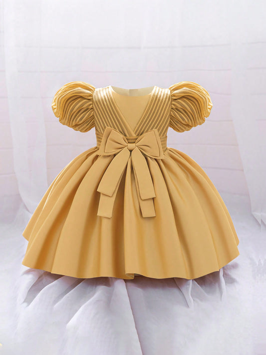 Vestido de bebê menina com mangas bolha em cetim de cor sólida, elegante decoração de laço na cintura, vestido formal de florista