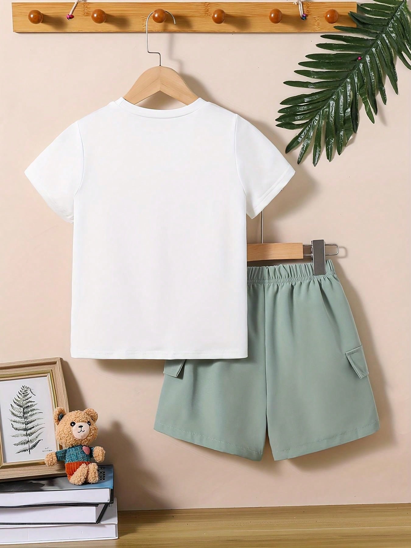 Conjunto de Camiseta de Manga Curta e Shorts Estampados com Ursinho Jovem, Looks Casuais de Verão, 2 peças/Conjunto
