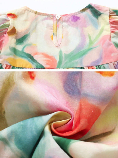 Vestido fofo com mangas bufantes e estampa floral de menina jovem para férias de verão com bainha de babados