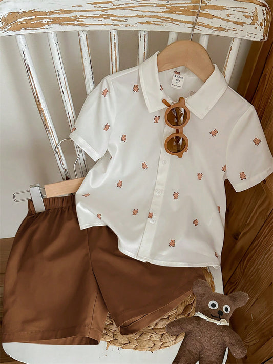 2 peças Camiseta de Cardigan com Gola Polo de Manga Curta e Padrão de Urso dos Desenhos Animados para Meninos Jovens e Shorts Sólida adequados para Viagens, Escola, Primavera e Verão