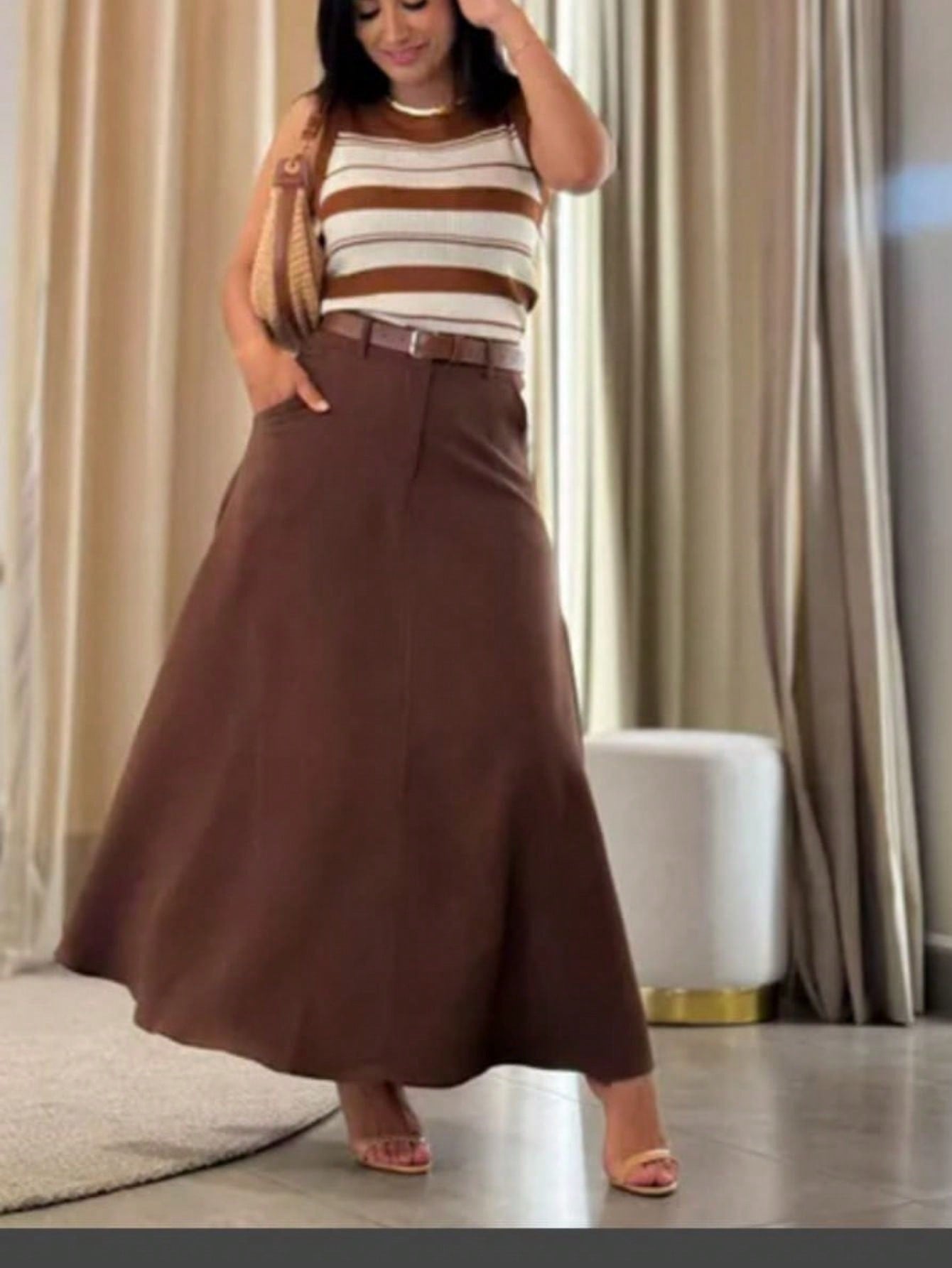 Saia cumprida alfaiataria com bolso moda evangelica