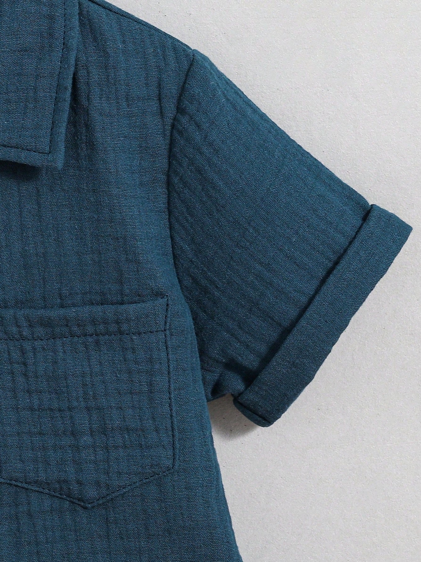 Vintaside Kids 2 peças Conjunto Camisa de Manga Curta de Algodão Casual e Shorts para Meninos Jovens, Adequado para Uso Diário, Escola, Brincadeiras ao Ar Livre na Primavera e Verão